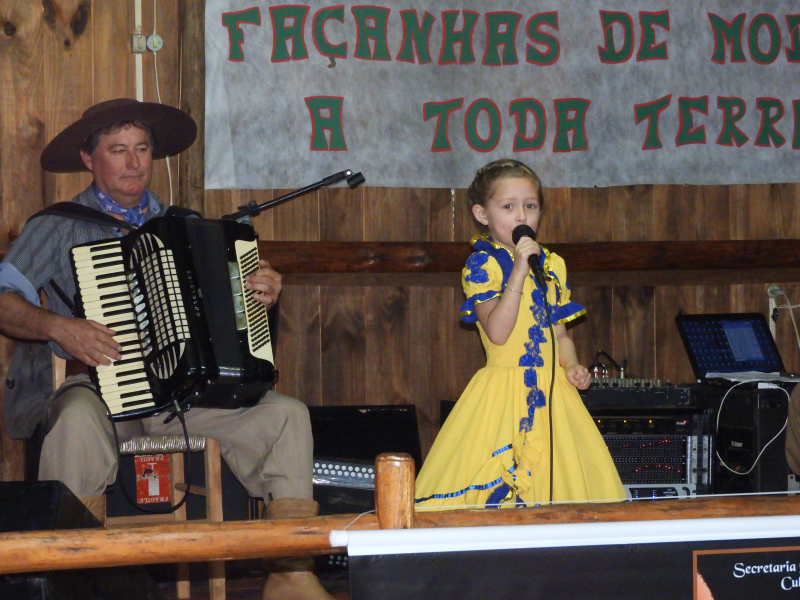 REALIZADO COM SUCESSO MAIS UM EDIÇÃO DO FESTIVAL DA MÚSICA E DA POESIA GAÚCHA " ORGULHO DO MEU PAGO"